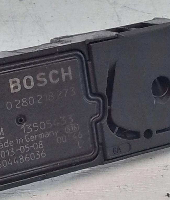 Opel Mokka A 2012-2019 hatchback 1.4 T petrol AT 103 kW 2014  Váha vzduchu 13505433 0280218273