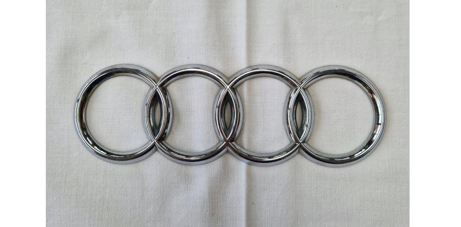 Audi A6 C5 1997-2004 combi 2.5 TDI diesel AT 110 kW 1999  Znak (logo)