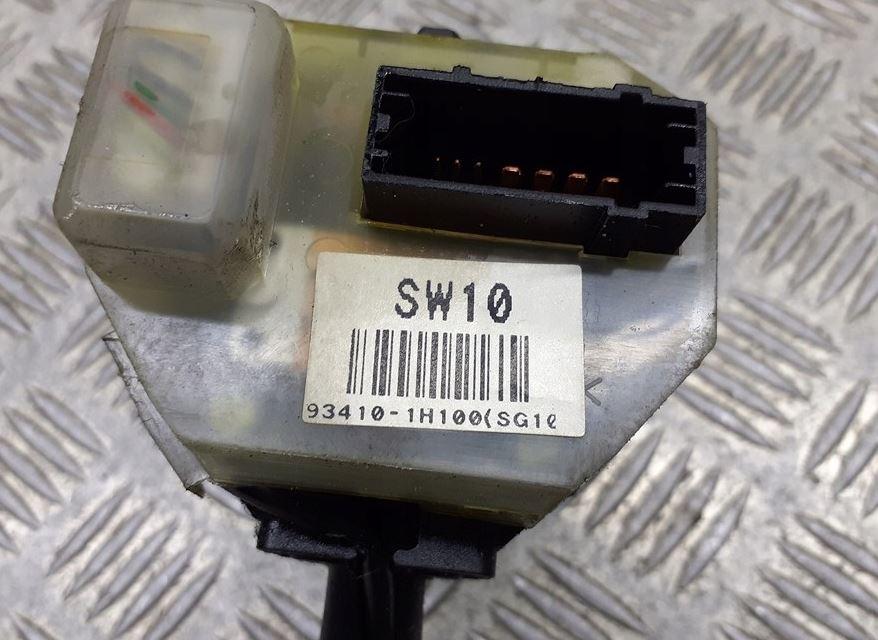 Kia Ceed I 2006-2012 hatchback 1.6 CRDI diesel MT 66 kW 2007  Prepínacie páčky pod volantom 93410-1H100