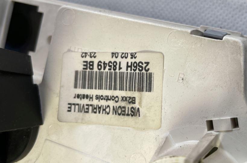 Ford Fiesta Mk6 2002-2008 hatchback 1.2 16v petrol MT 55 kW 2004  Panel kúrenia/klimatizácie 2S6H18549BE