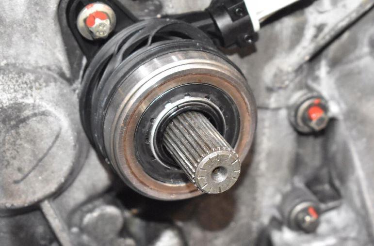 Renault Clio III 2005-2012 hatchback 1.4 16v petrol K4J780 MT 72 kW 2007  Prevodovka manuálna JH3129