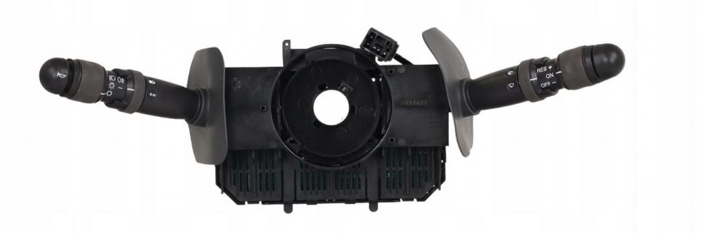 Iveco Daily III 1999-2006 2.8 TD diesel MT 78 kW 2001  Prepínacie páčky pod volantom