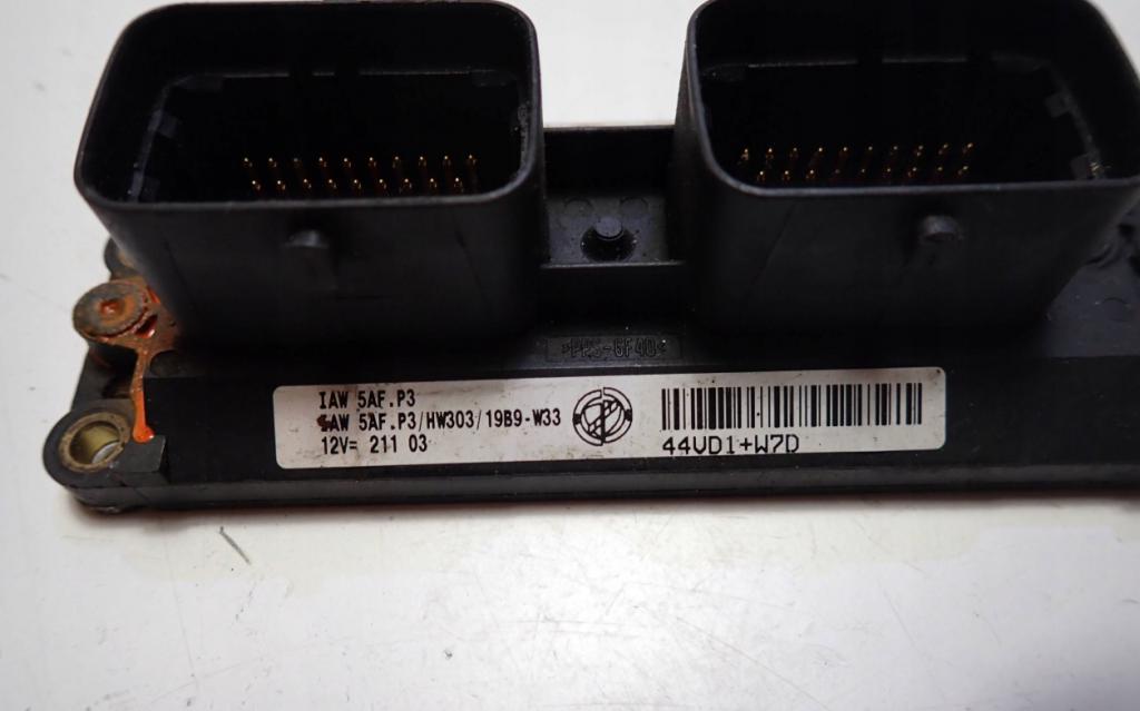 Fiat Punto II 1999-2010 hatchback 1.2 petrol MT 44 kW 2003  Riadiaca jednotka motora 55187377