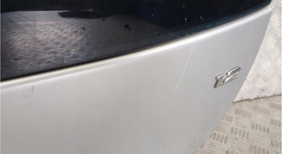 Opel Corsa C 2000-2006 hatchback 1.0 petrol MT 44 kW 2005  Kapota zadná (kufor)