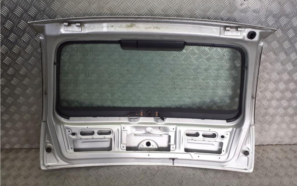 Opel Corsa C 2000-2006 hatchback 1.0 petrol MT 44 kW 2005  Kapota zadná (kufor)