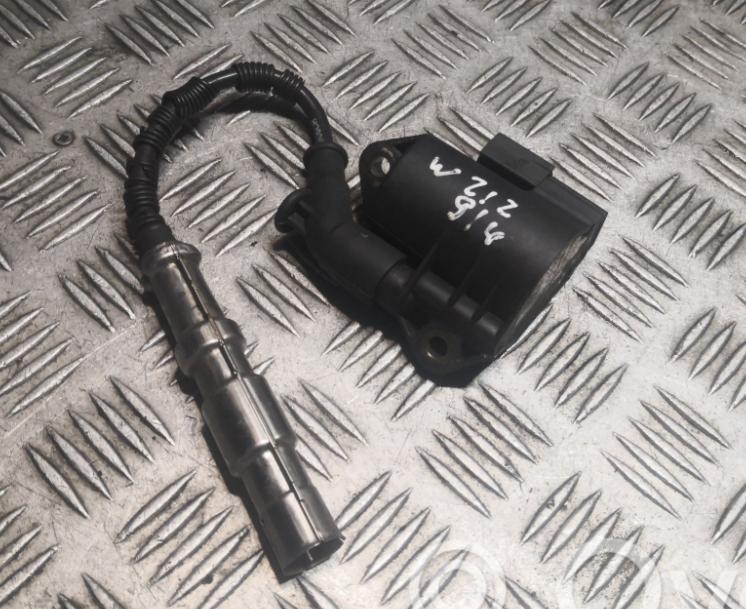 Mercedes E W212 2009-2016 sedan 3.5 215 kW 2009 Zapaľovacia cievka A0001587903 19005268