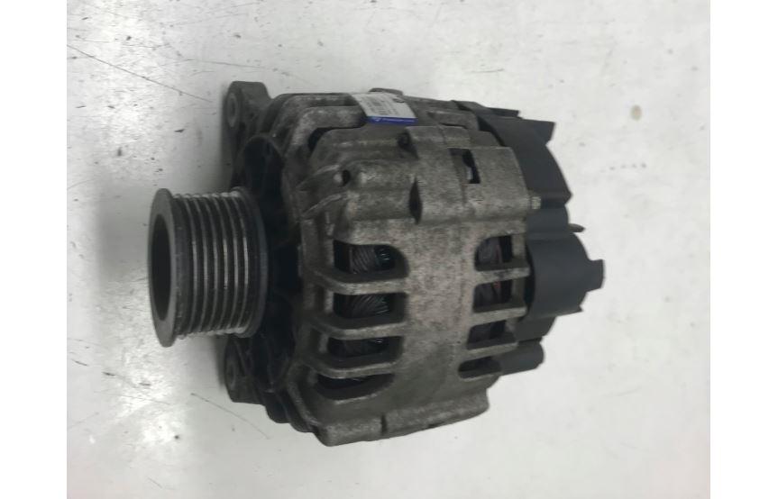 Renault Clio III 2005-2012 hatchback 1.2 16v petrol MT 55 kW 2006  Alternátor 8200654541B
