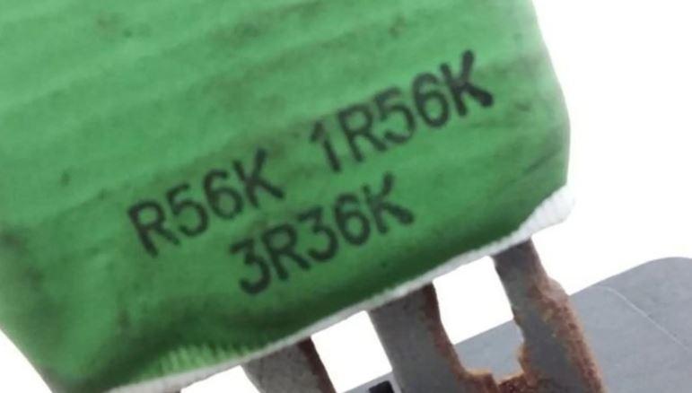 Toyota Avensis II T25 2003-2008 hatchback 2.0 D4D diesel MT 93 kW 2006  Odpor (rezistor) kúrenia R56K1R56K