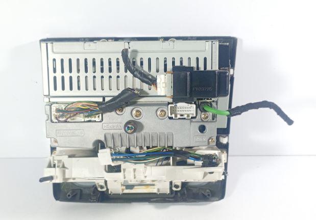 Mazda 2 II 2007-2014 hatchback 1.3 16v petrol 55 kW 2007  Rádio 6M7118K876DA