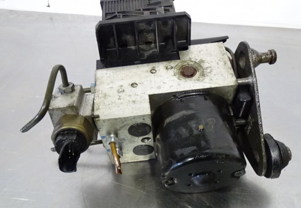 Mercedes A W168 1997-2004 hatchback 1.4 petrol MT 60 kW 1998  Pumpa ABS A0034317412 265202433