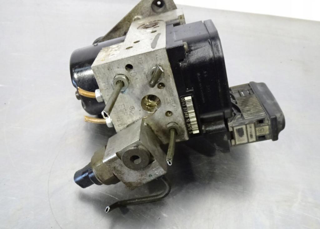 Mercedes A W168 1997-2004 hatchback 1.4 petrol MT 60 kW 1998  Pumpa ABS A0034317412 265202433