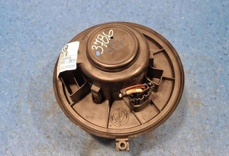 Alfa Romeo 159 sedan 1.9 JTD diesel MT 88 kW 2006  Ohrievanie, ventilácia 173-60078-02