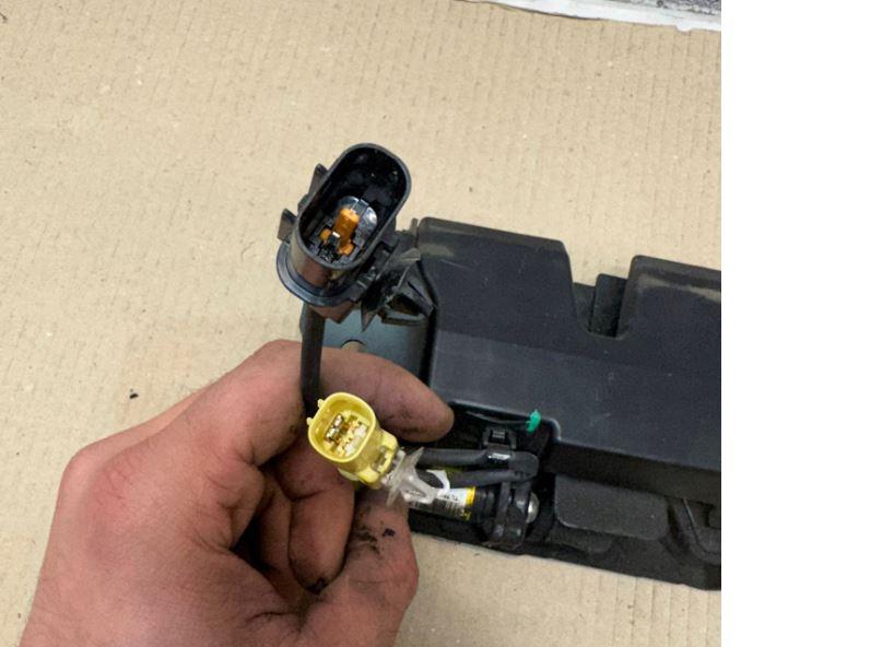 Hyundai Tucson III 2015-2021 TL suv   Zámok prednej kapoty