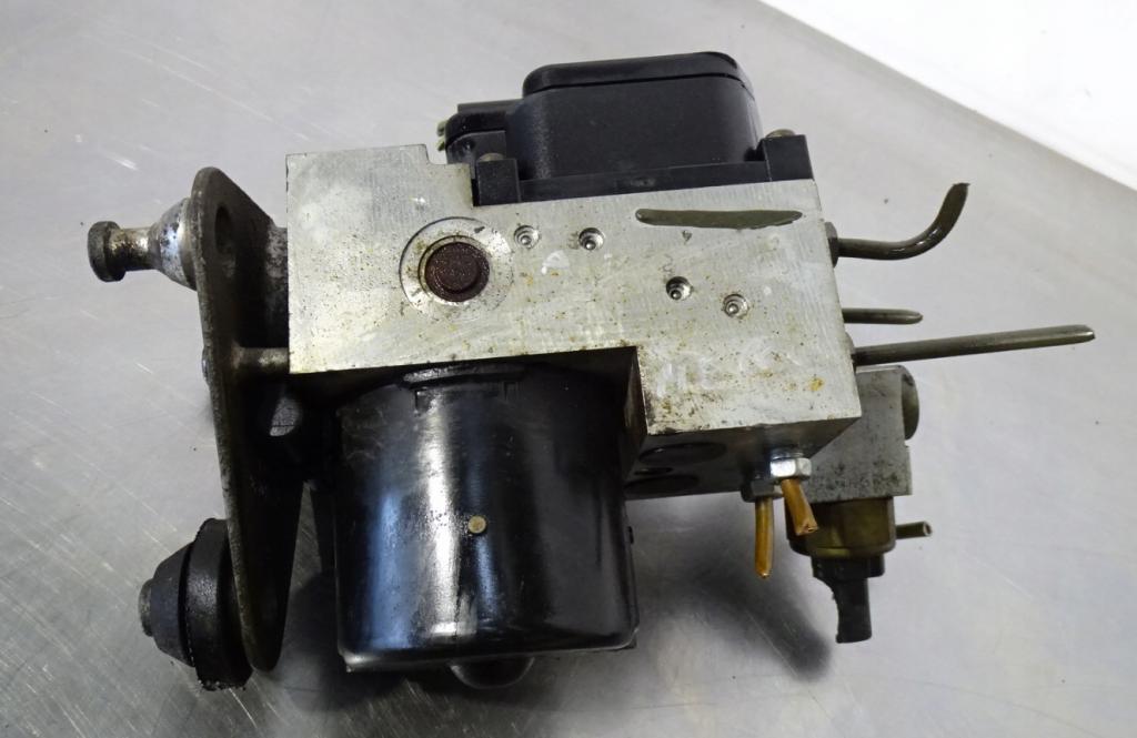 Mercedes A W168 1997-2004 hatchback 1.4 petrol MT 60 kW 1998  Pumpa ABS A0034317412 265202433