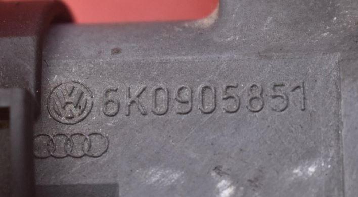 Volkswagen Caddy II 9K 1996-2004 hatchback 1.9 SDI diesel MT 47 kW 2002  Spínacia skrinka 6K0905851