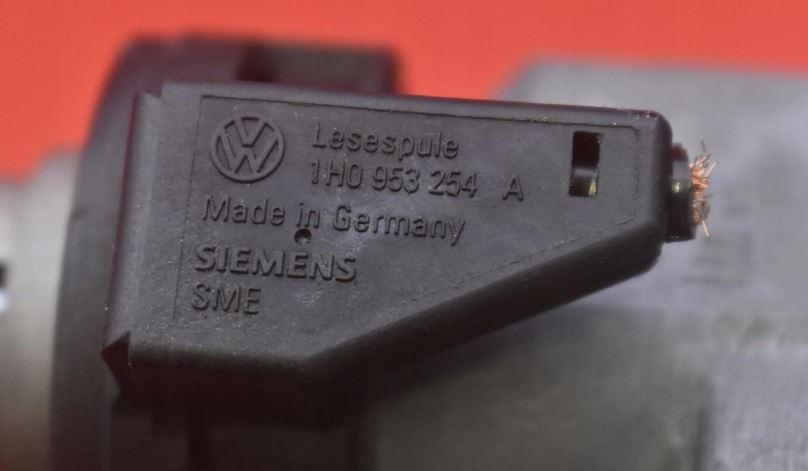 Volkswagen Caddy II 9K 1996-2004 hatchback 1.9 SDI diesel MT 47 kW 2002  Spínacia skrinka 6K0905851