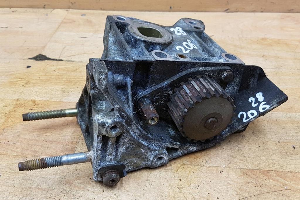 Peugeot 206 hatchback 1.1 petrol MT 44 kW 2000  Vodná pumpa 9431140021