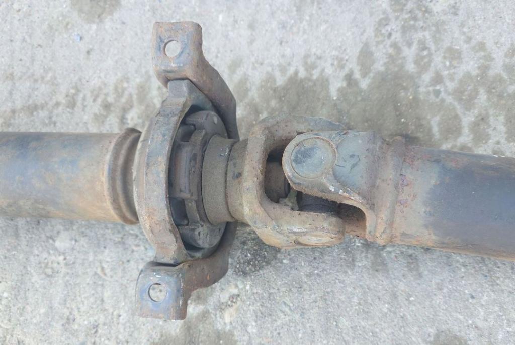 Nissan Navara II 2004- D40 pickup   Kardaňový hriadeľ