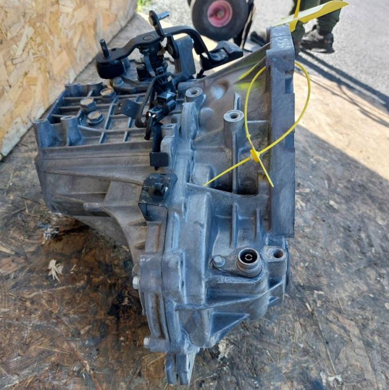 -- Znacka vozidla --    Prevodovka MF1671PT