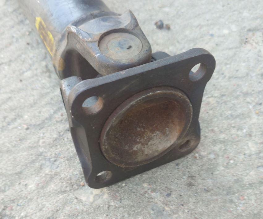 Nissan Navara II 2004- D40 pickup   Kardaňový hriadeľ