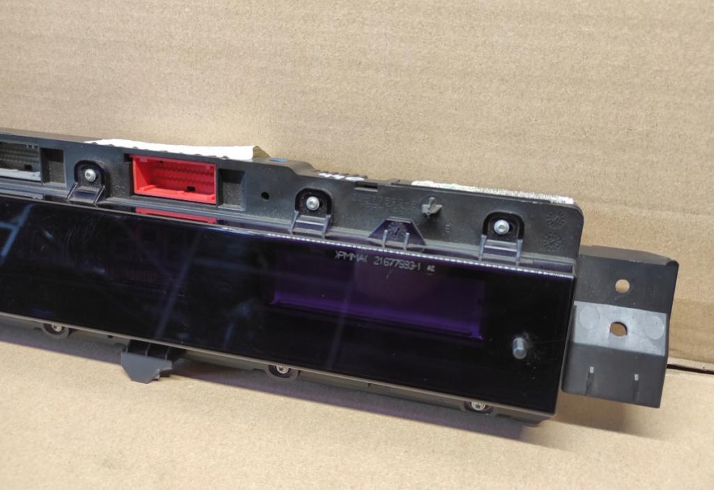 Renault Espace IV 2003-2014 hatchback 2.2 DCI diesel MT 110 kW 2005  Prístrojová doska P8200392366C