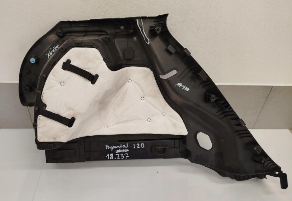 Hyundai I20 II 2014-2020 hatchback 1.0 T-GDI petrol MT 74 kW Tapacír batožinového priestoru (kufra) pravý 85740-C8050