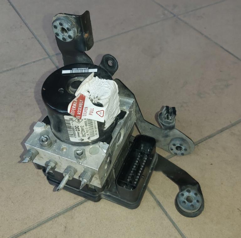 Renault Scenic III 2009-2016 hatchback 1.6 DCI diesel MT 96 kW 2012  Pumpa ABS 476605296R 