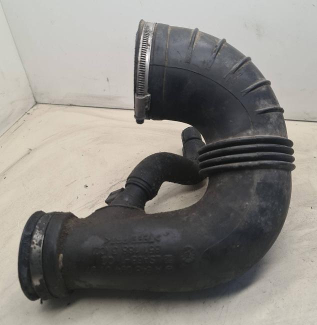 Mercedes E W211 2002-2009 2.7 CDI diesel AT 130 kW 2004  Hadica chladenia vzduchu A6480940197