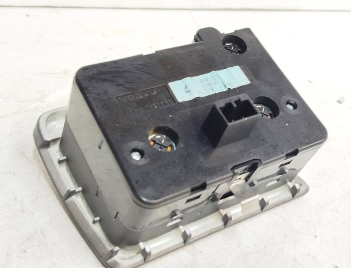 Volvo S60 I 2000-2010 sedan 2.4 D5 diesel MT 96 kW 2003  Prepínač svetiel 9441233