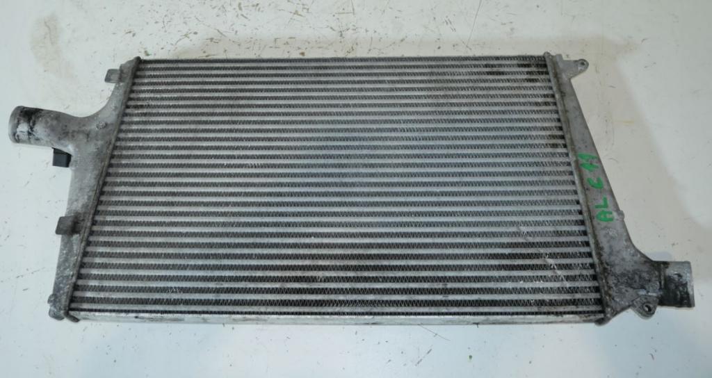 Audi A6 C5 1997-2004 combi 2.5 TDI diesel AT 132 kW 2003  Intercooler (chladič nasávaného vzduchu) 4B0145805E
