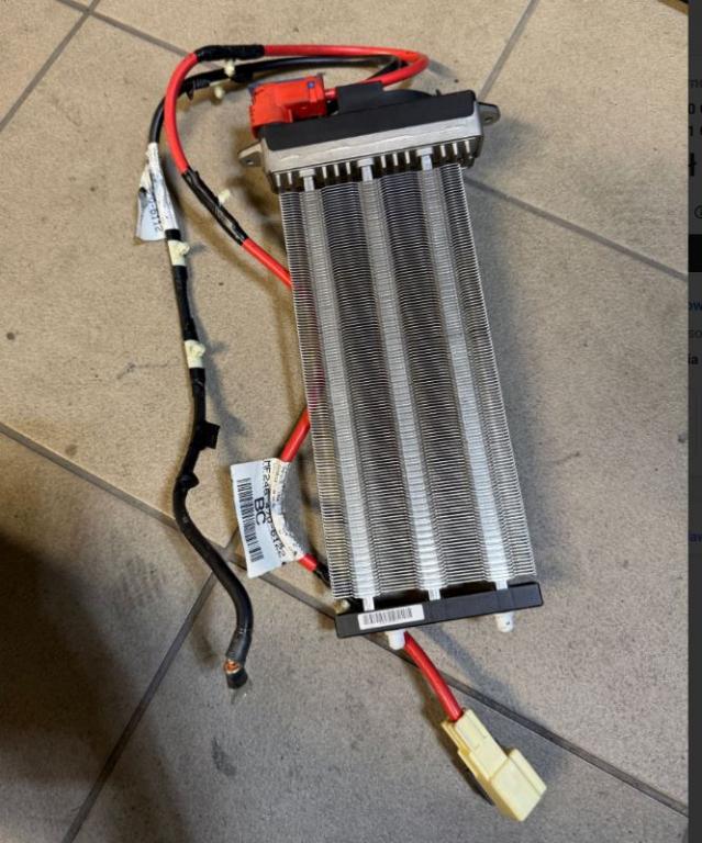 Jaguar XF I X250 2007-2015 sedan 2.7 TD V6 diesel AT 152 kW 2008  Radiátor kúrenia MF0134100451 0171132202