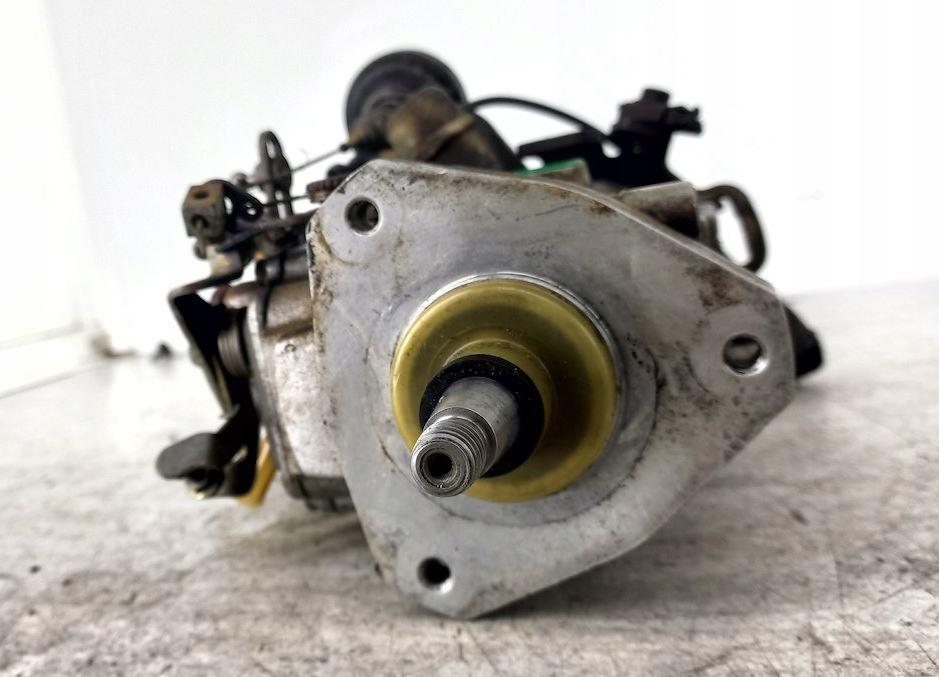 Renault Clio II 1998-2012 hatchback 1.9 D diesel MT 47 kW 2000  Vstrekovacie čerpadlo R8448B192B