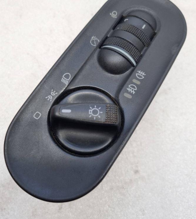 Volkswagen Sharan I 1995-2010 hatchback 1.9 TDI diesel 81 kW 1998  Prepínač svetiel 98504051507 7M1941531E 95VW13K196BB