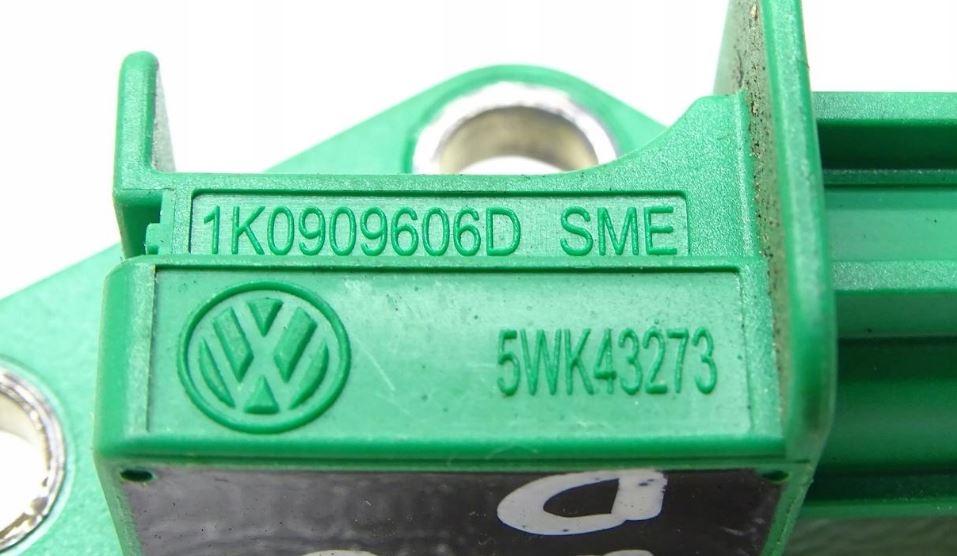 Volkswagen Golf V 2003-2009 hatchback 1.9 TDI diesel MT 66 kW 2004  Snímač nárazu 1K0909606D 5KW43273