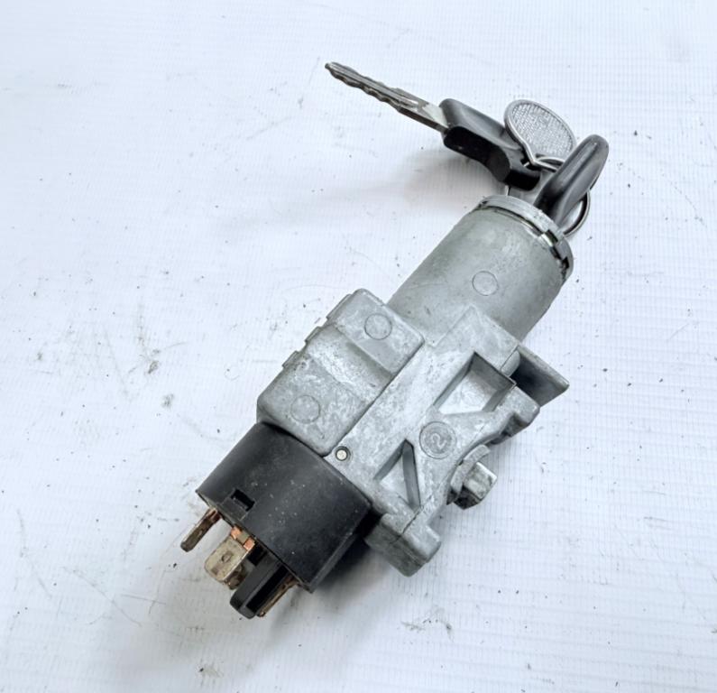 Daewoo Matiz hatchback Spínacia skrinka