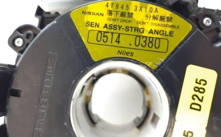 Nissan Navara III 2014- D23 pickup   Prepínacie páčky pod volantom 479453X10A 0531SN 1108SD