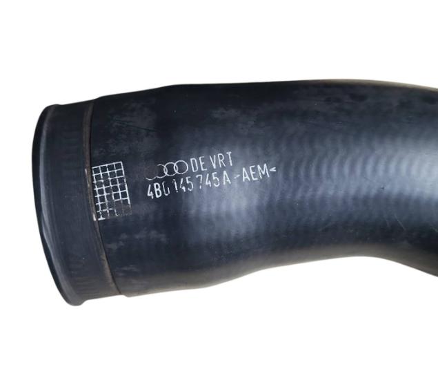 Audi A6 C5 1997-2004 combi 2.5 TDI diesel MT 110 kW 2001 Hadica chladenia vody 4B0145745A