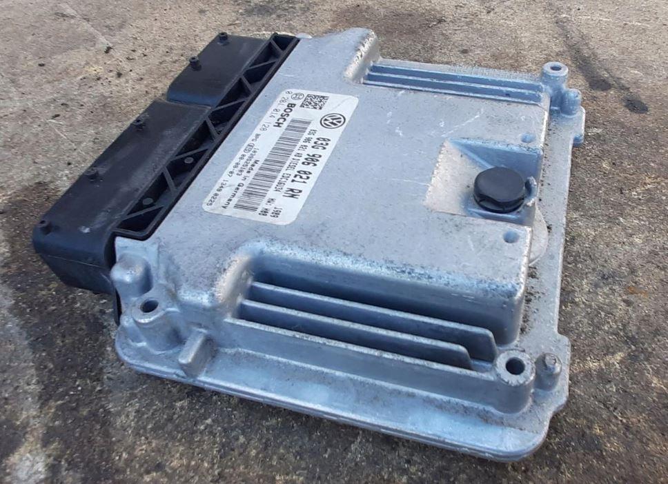 Volkswagen Touran I 2003-2015 minivan 1.9 TDI diesel 77 kW 2007  Riadiaca jednotka motora 0281014128