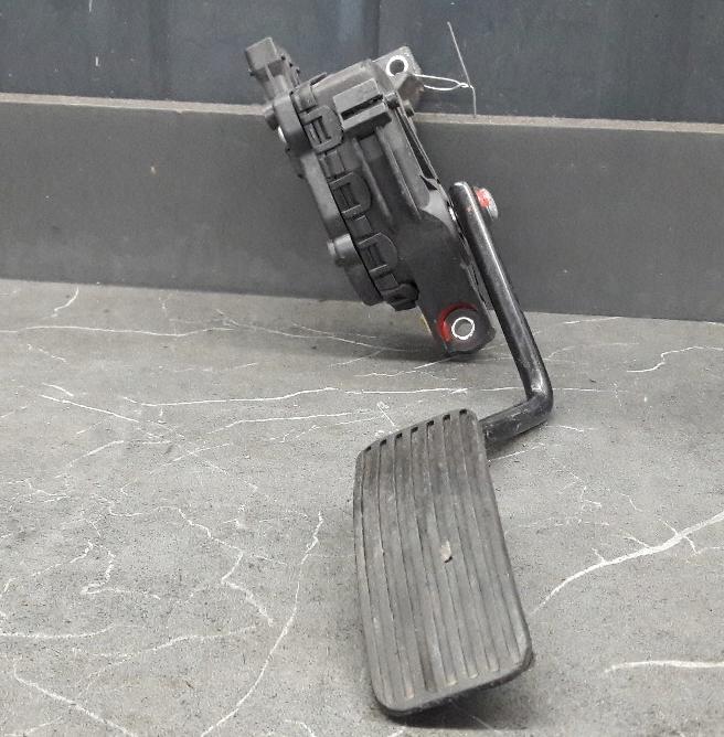 Opel Agila A 2000-2007 hatchback 1.0 12v petrol MT 43 kW 2002  Potenciometer plynového pedálu 9204284