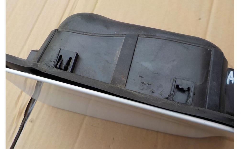 Seat Alhambra II 2010-2020 hatchback 2.0 TDI diesel AT 125 kW 2012  Dvierka nádrže paliva 7N0809857A