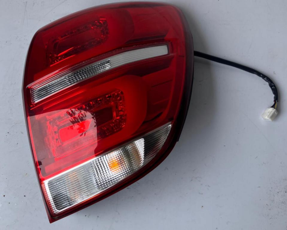 Chevrolet Captiva 2013 Svetlo zadné pravé 6655U