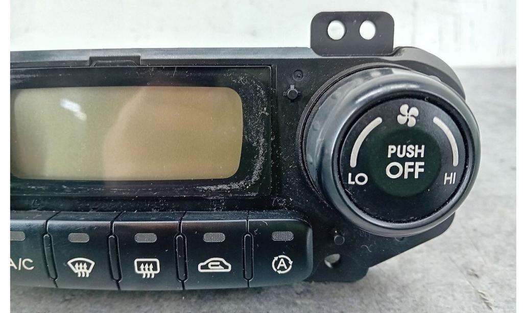 Kia Sportage I 1993-2002 hatchback 2.0 16v petrol MT 94 kW 2000  Panel kúrenia/klimatizácie 97250-1FXXX