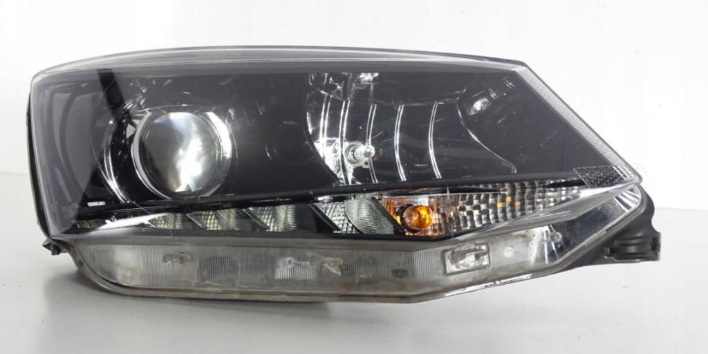 Skoda Fabia III 2014- hatchback 1.0 MPI petrol MT 55 kW 2015  Svetlo predné ľavé LED