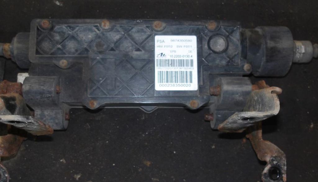 Peugeot 508 2010-2018 sedan 2.0 HDI diesel AT 120 kW 2014  Ručná brzda elektrická 9874350580