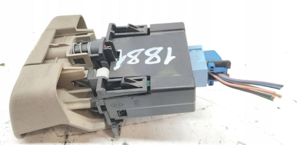 Renault Scenic II 2003-2009 hatchback 1.5 DCI diesel MT 74 kW 2005 Prepinac - Ručná brzda 8200243681