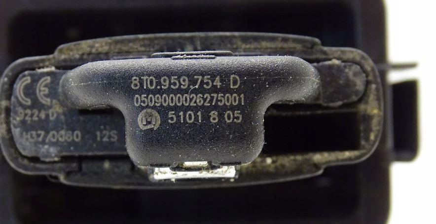 Audi A4 B8 2007-2015 combi 2.0 TDI diesel MT 105 kW 2008  Spínacia skrinka 8K0909131C