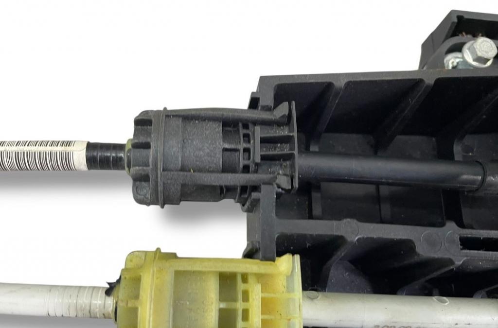 Opel Astra III 2004-2014 hatchback 1.6 16v petrol Z16XER MT 85 kW 2007  Rýchlostná páka (kulisa) 55575258