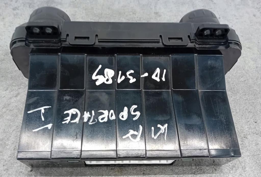 Kia Sportage I 1993-2002 hatchback 2.0 16v petrol MT 94 kW 2000  Panel kúrenia/klimatizácie 97250-1FXXX