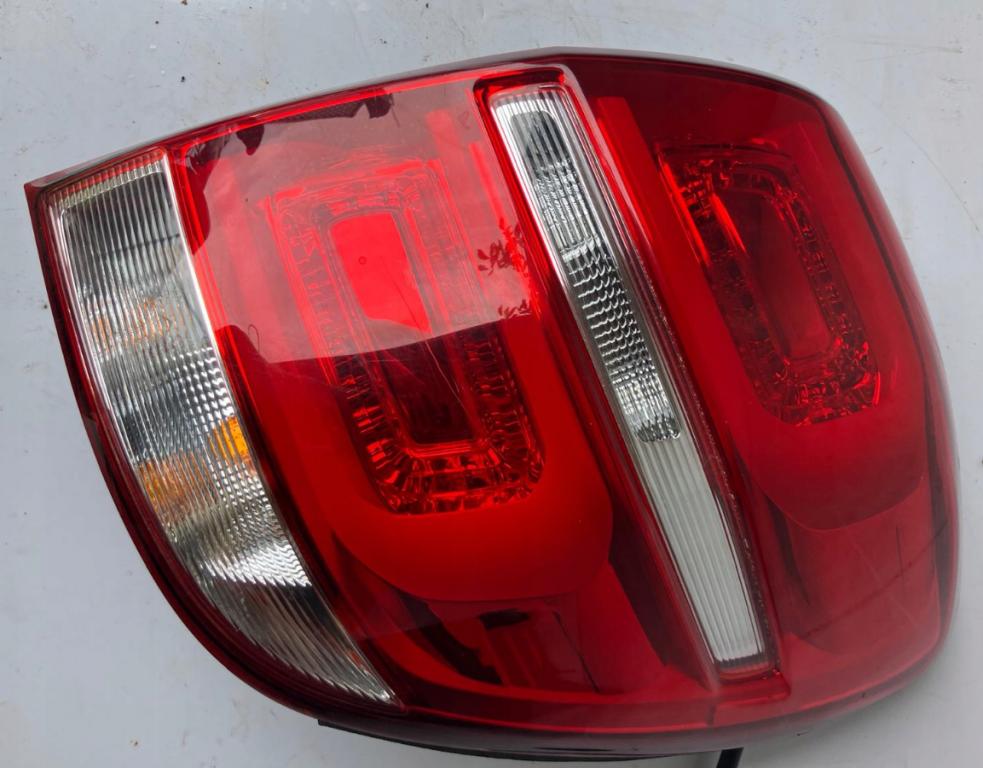 Chevrolet Captiva 2013 Svetlo zadné pravé 6655U