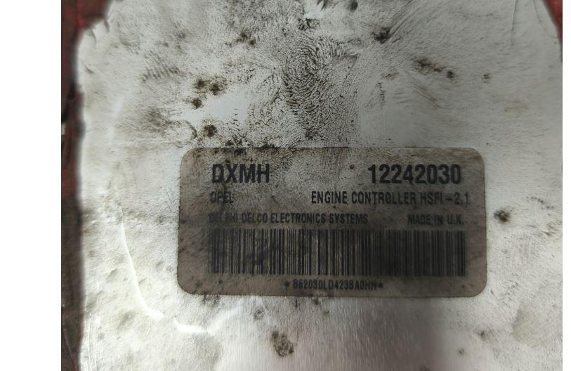 Opel Astra II 1998-2009 hatchback 1.4 16v petrol MT 66 kW 2001  Riadiaca jednotka motora (štartovací komplet) 12242030